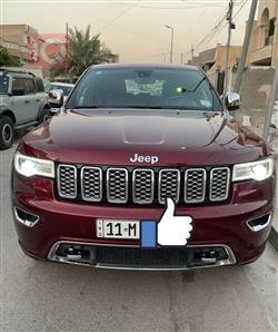 جیپ گراند شیرۆکی